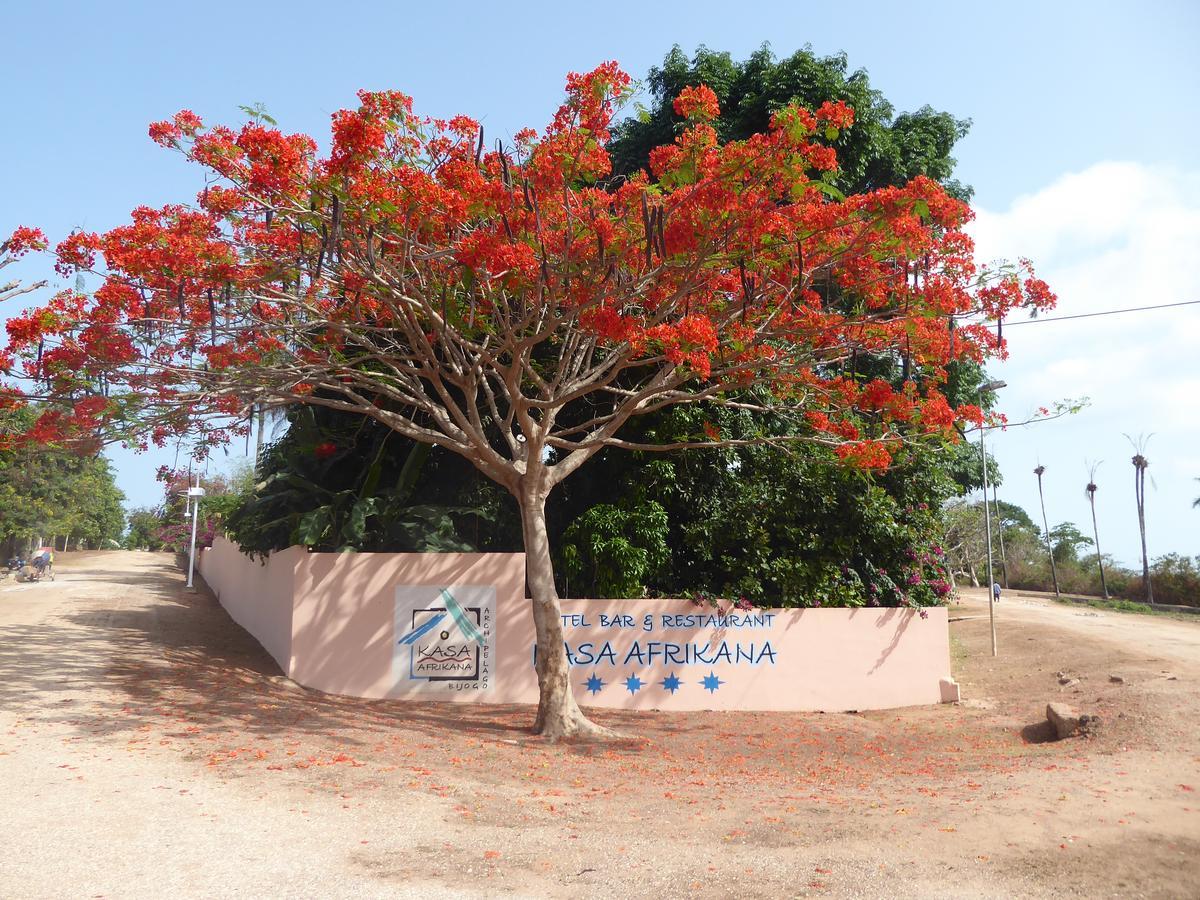 Hotel Kasa Afrikana Bubaque Exteriör bild