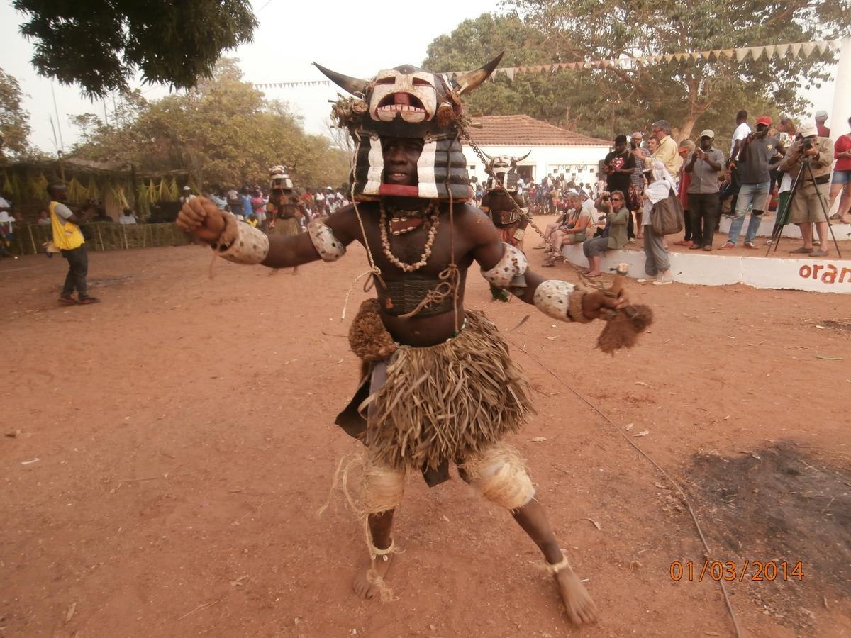 Hotel Kasa Afrikana Bubaque Exteriör bild